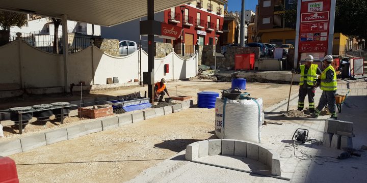 Actuaciones para cambio de surtidores y adecuación de instalaciones en Estación de Servicio Cepsa en Cehegín (Murcia)